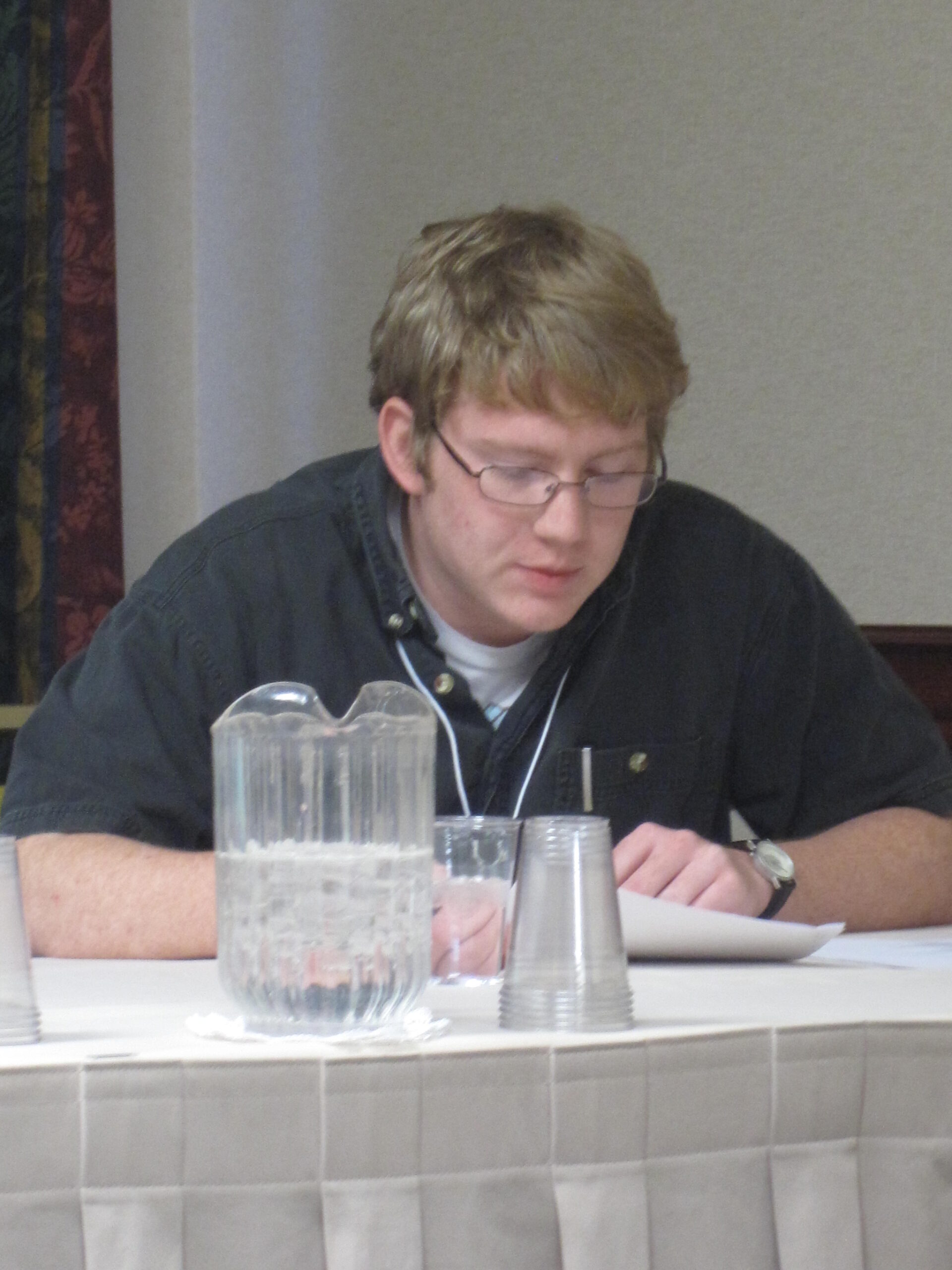 Arkansas Tech chapter president, Jordan Goodwin, giving his paper for the APA conference