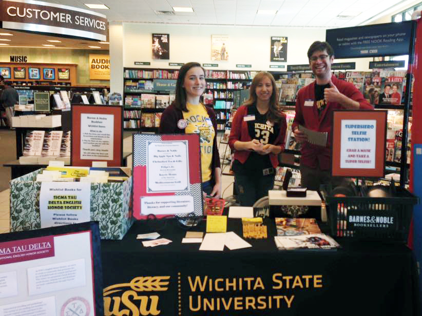superhero-fundraiser-welcome-booth